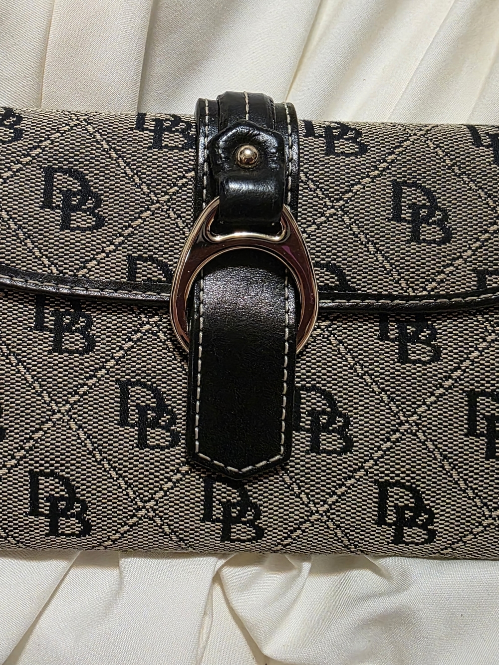 Dooney Bourke Signature DB Monogram Trifold Wallet Clutch